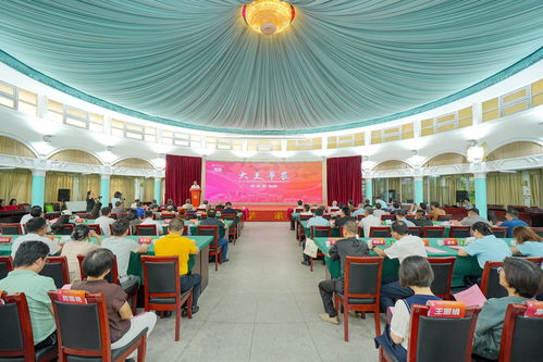 丹青翰墨共繪大美華農(nóng)——華農(nóng)啟動(dòng)文藝名家進(jìn)校園活動(dòng)